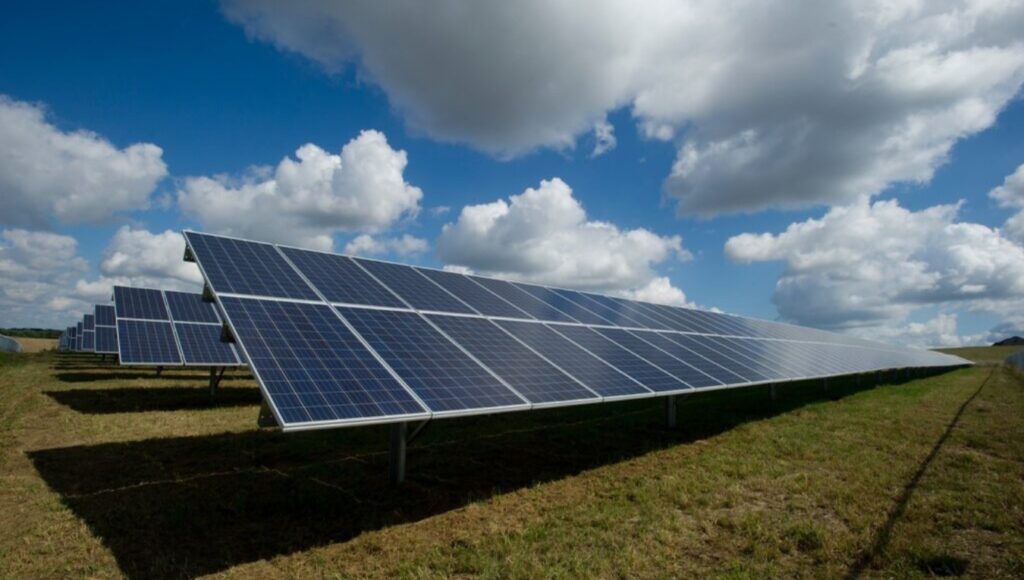 Now the hassle of electricity is over! PNB Solar Rooftop Loan 2025 has started, get solar panels with 40% subsidy