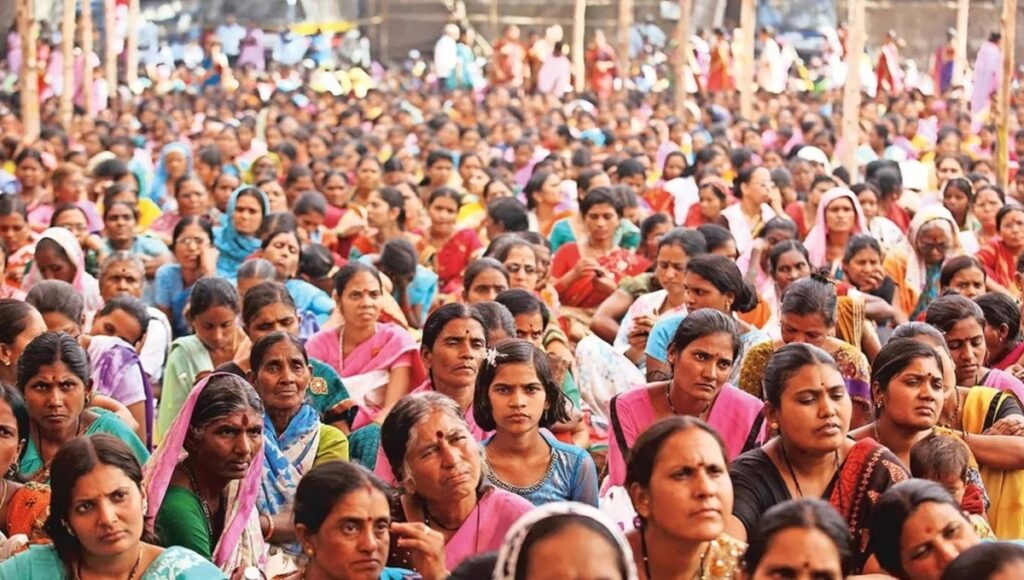Free facilities are changing the lives of common people: Know about these 5 best government schemes